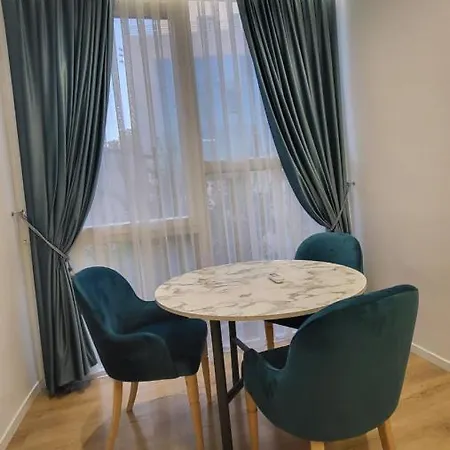 Rum i privatbostad Karanxha's Tirana